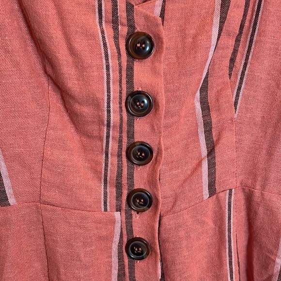 CALI 1850 Striped Open Back Cropped Romper - Picture 3 of 12